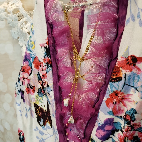 Raspberry Jam Ladies Top - Picture 2 of 4